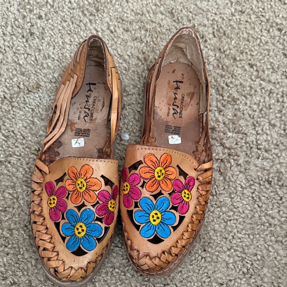 Leather Colorful Floral Embroidered Women's Loafers made in Mexico